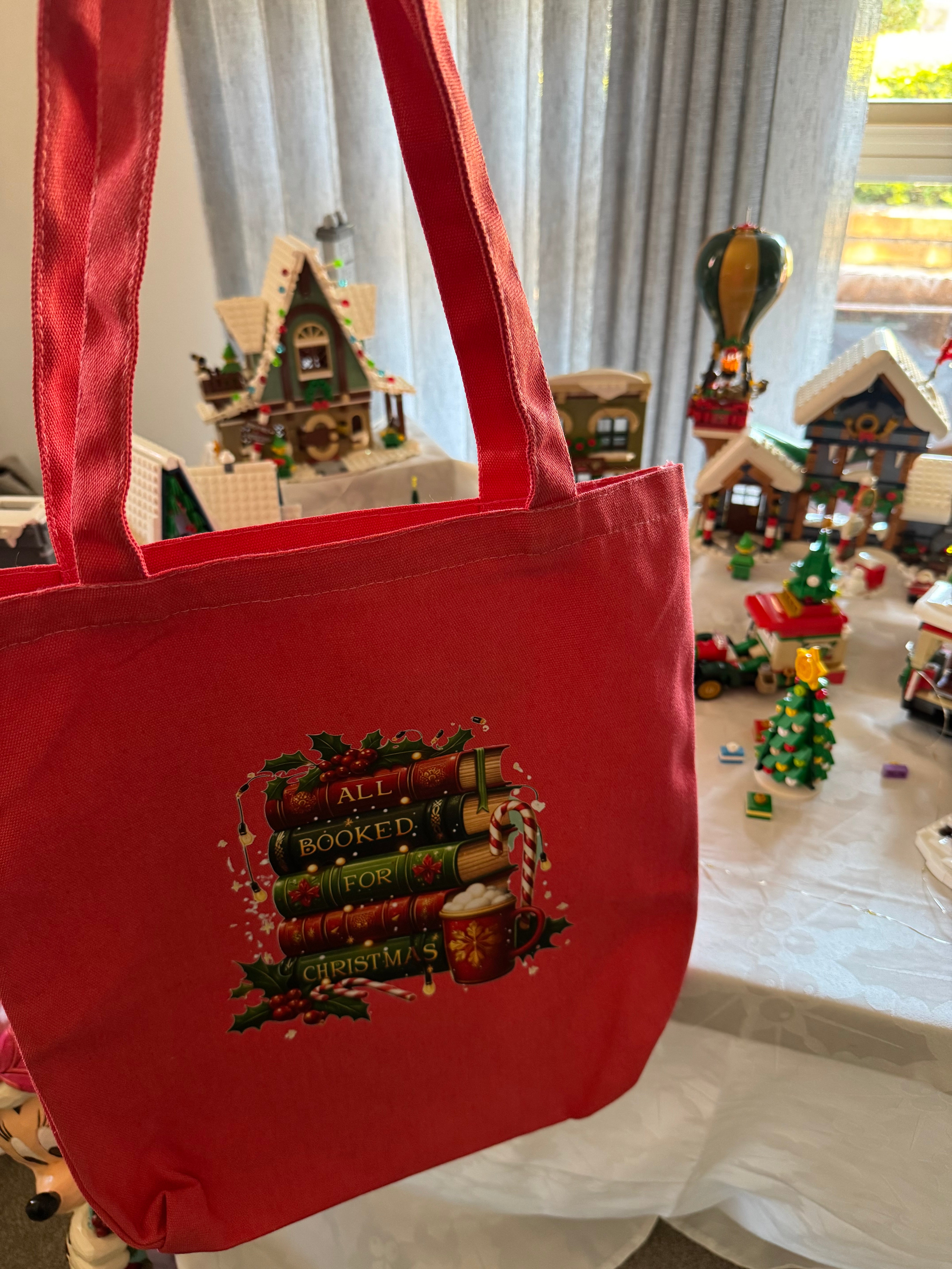 Tote bag with inside pocket and zipper